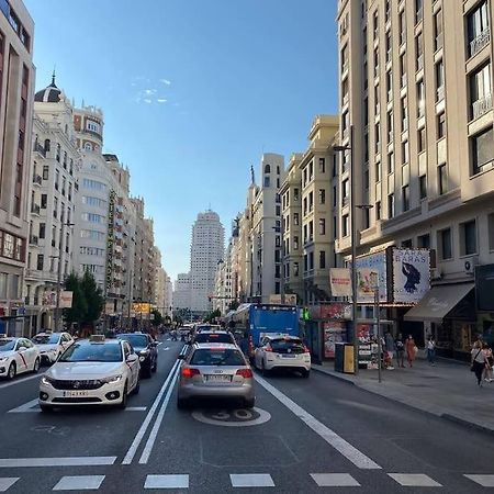 Apartamento En Gran Via De Madrid 45 4 מראה חיצוני תמונה