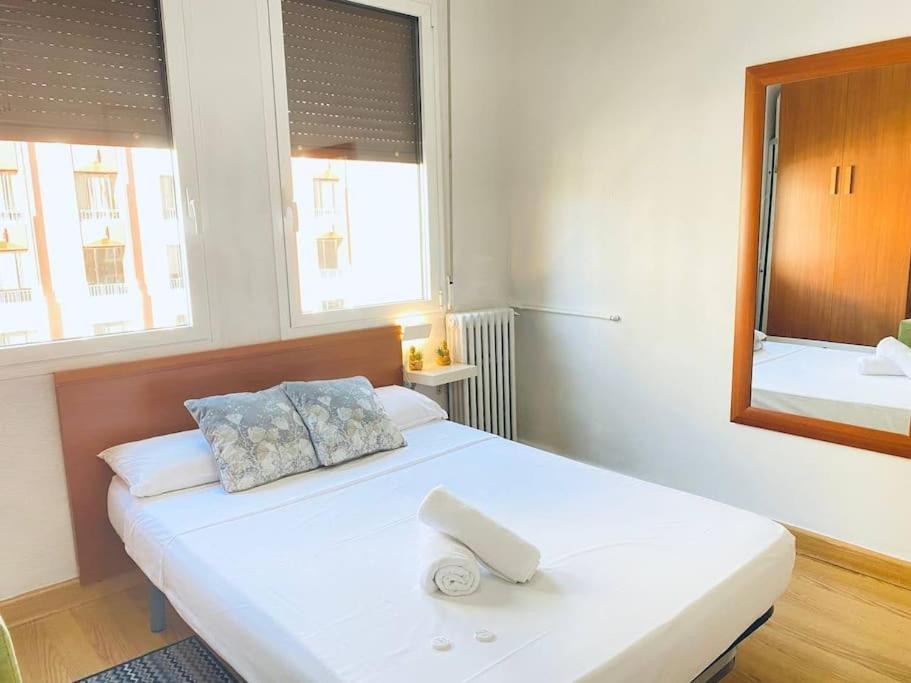 Apartamento En Gran Via De Madrid 45 4 מראה חיצוני תמונה